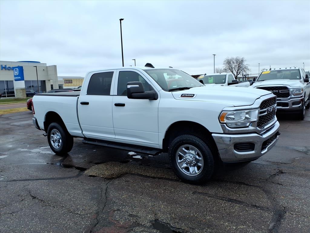 Used 2024 RAM Ram 2500 Pickup Tradesman with VIN 3C6UR5CJ1RG136145 for sale in Mankato, Minnesota