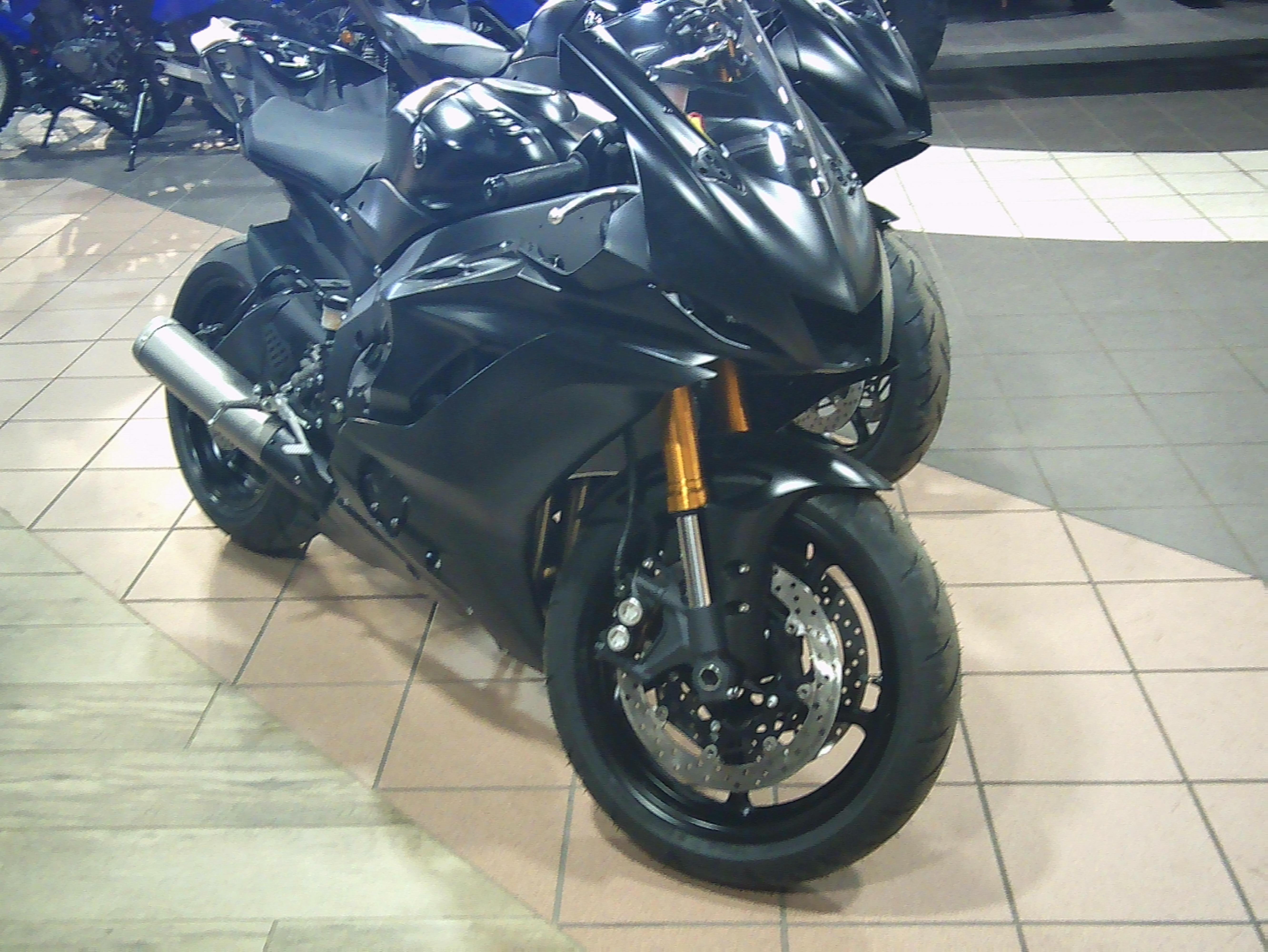 2026 YAMAHA YZF-R6 RACE
