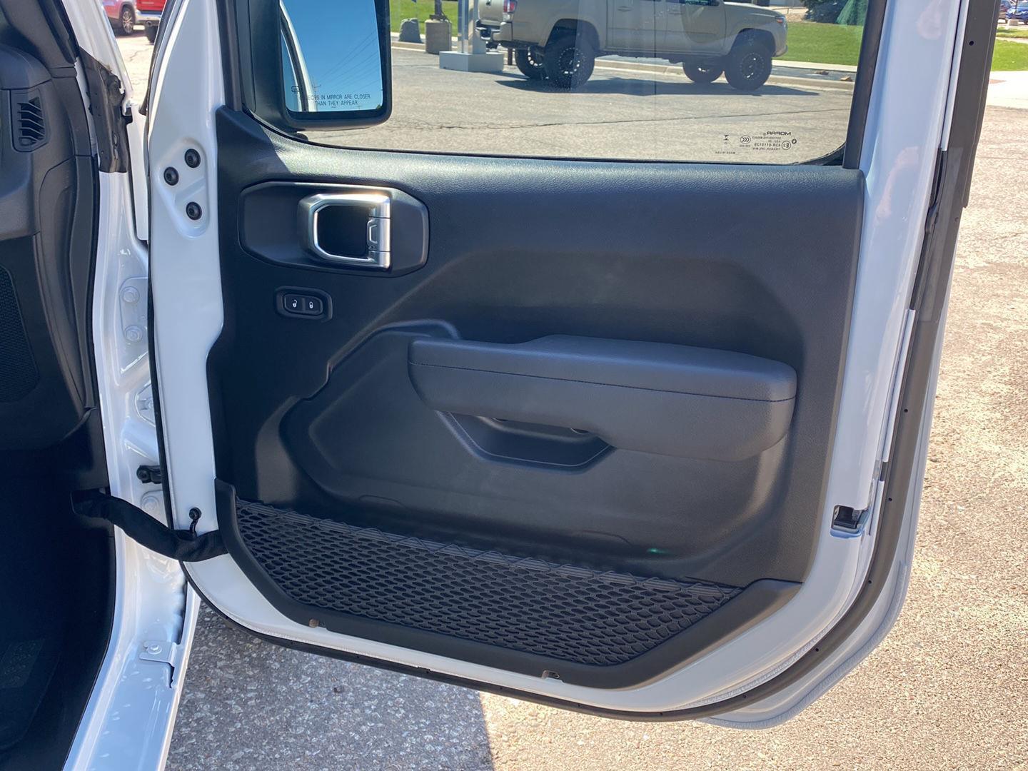 2025 Jeep Wrangler 4-Door Sport S - Photo 19