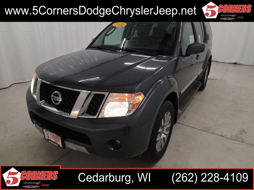 2012 Nissan Pathfinder LE 4X4's photo