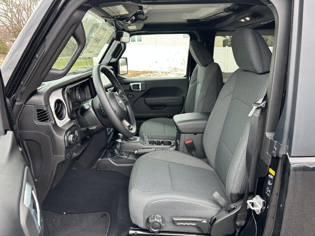 2026 Jeep Wrangler 2-Door Sport - Photo 13