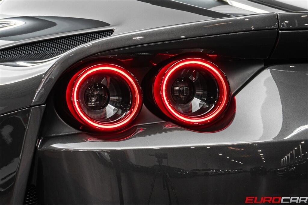 Used 2019 Ferrari 812 Superfast *HISTORICAL PAINT * IMMACULATE CONDITION*Image 19