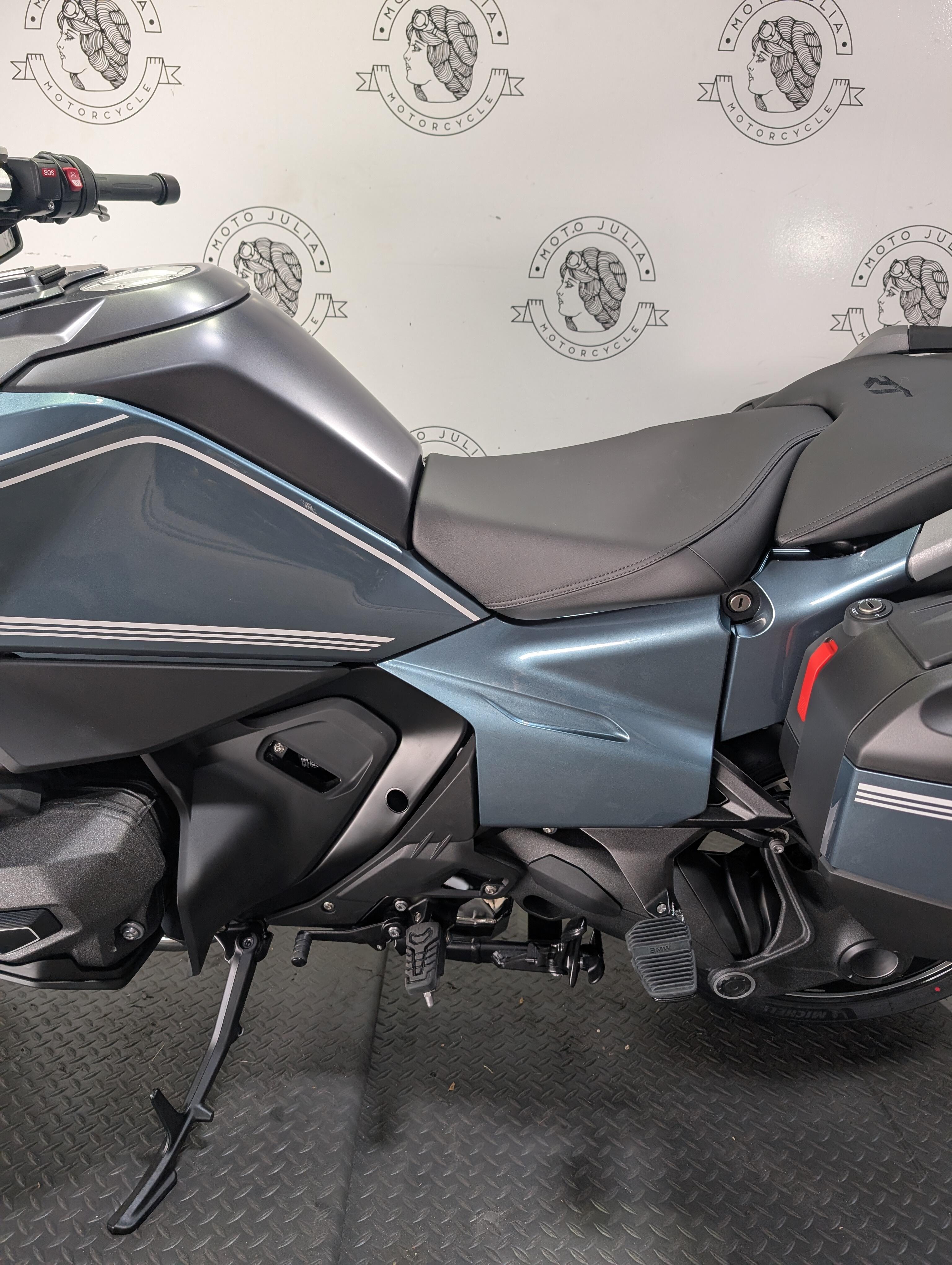 New 2026 BMW R1300 RT 