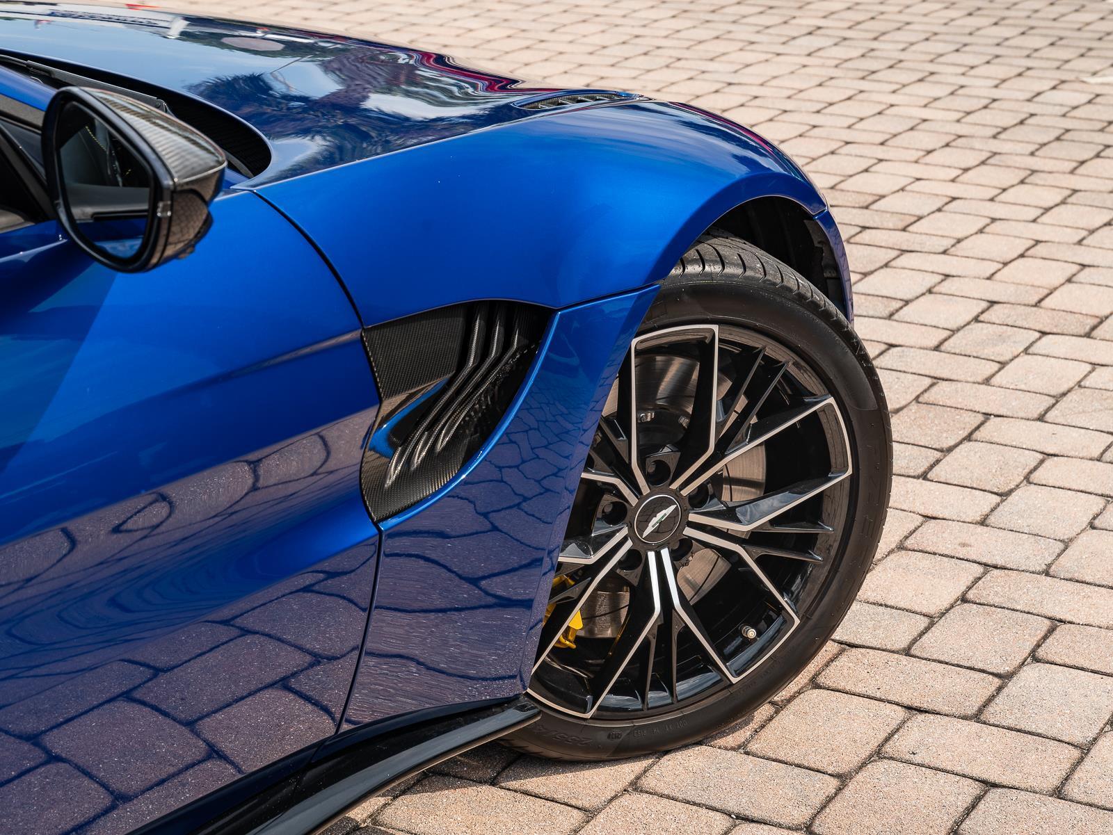 Used 2021 Aston Martin Vantage Roadster