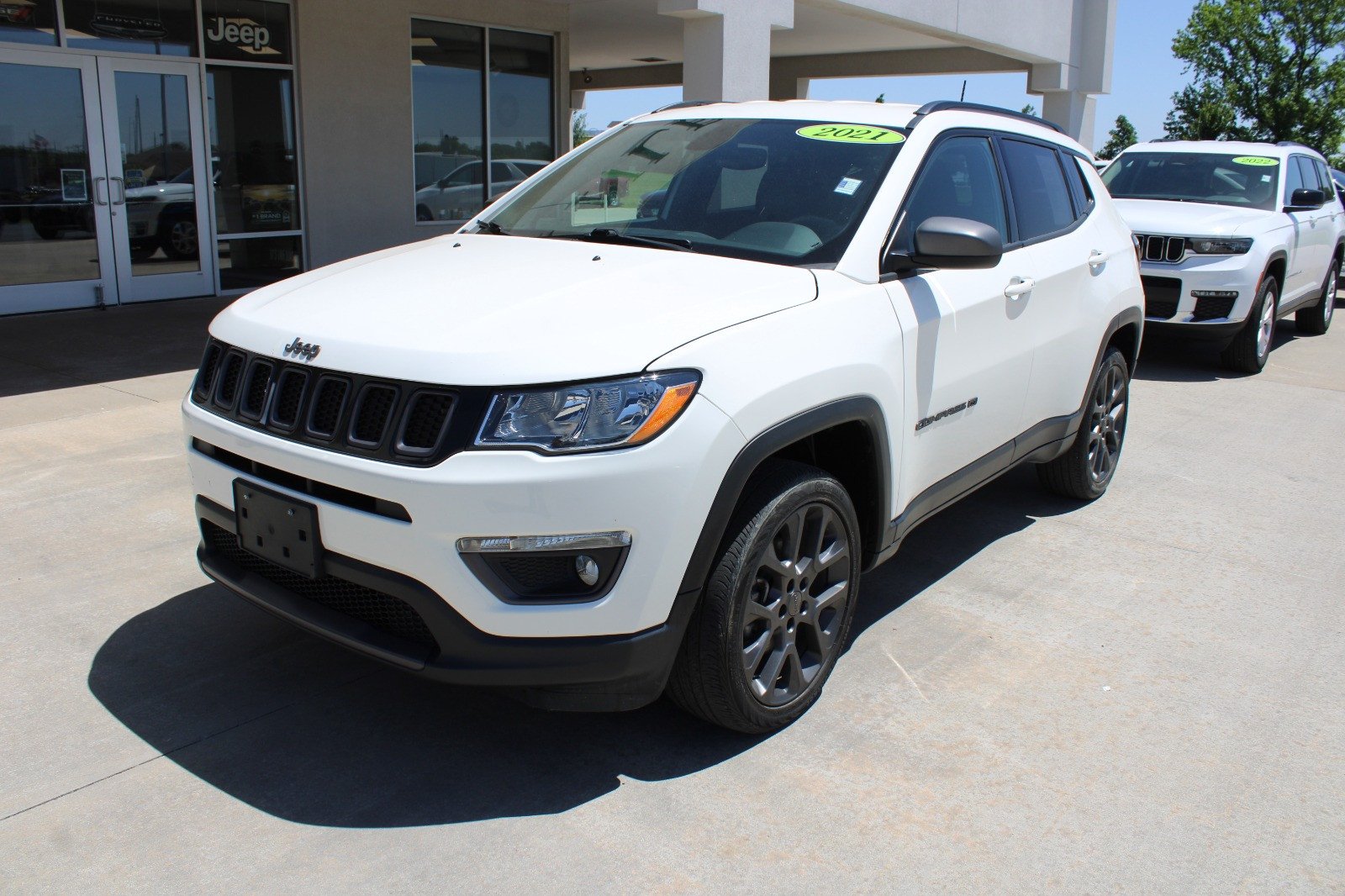 Certified 2021 Jeep Compass 80th Spec. Edition with VIN 3C4NJDEB9MT537155 for sale in Highland, IL