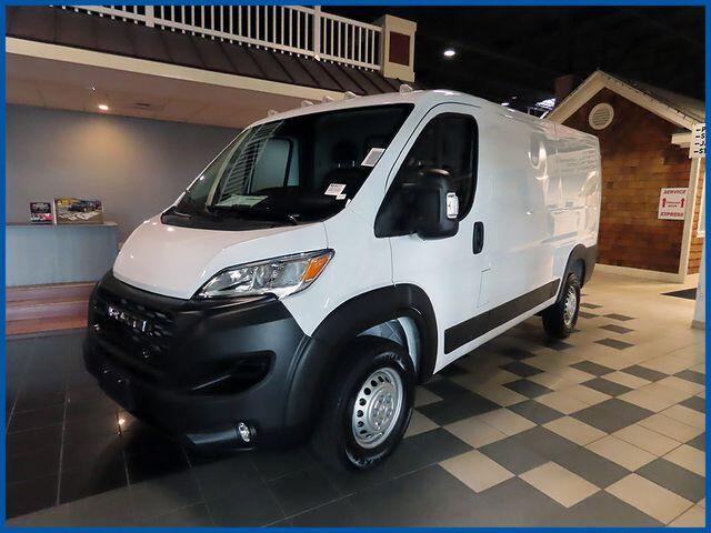 2026 RAM ProMaster Promaster 1500 Tradesman Cargo Van Low Roof 136' Wb