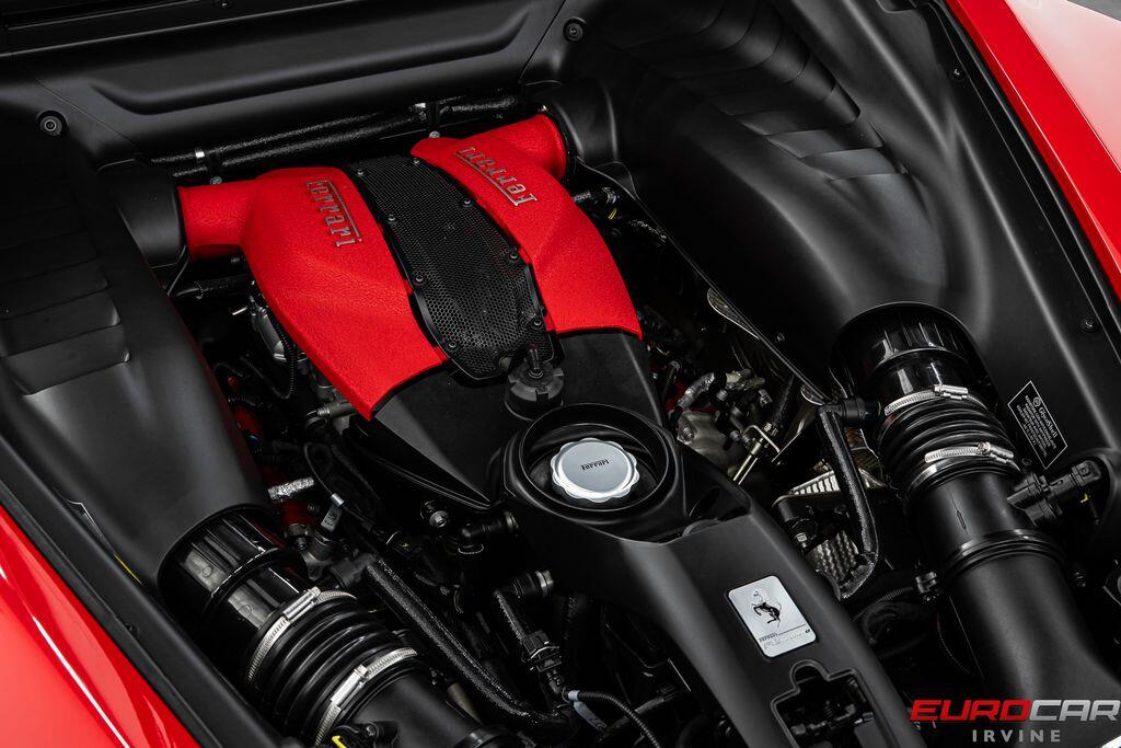 2021 Ferrari F8 Tributo *CARBON STEERING WHEEL * FULL ELECTRIC SEATS*Image 21