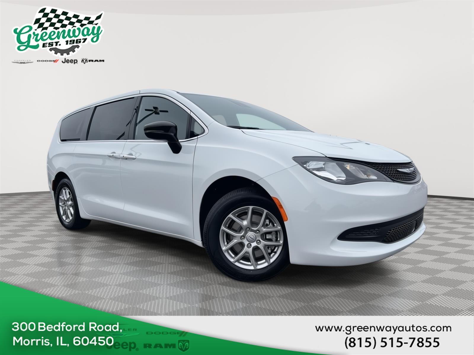 2026 Chrysler Voyager LX's photo