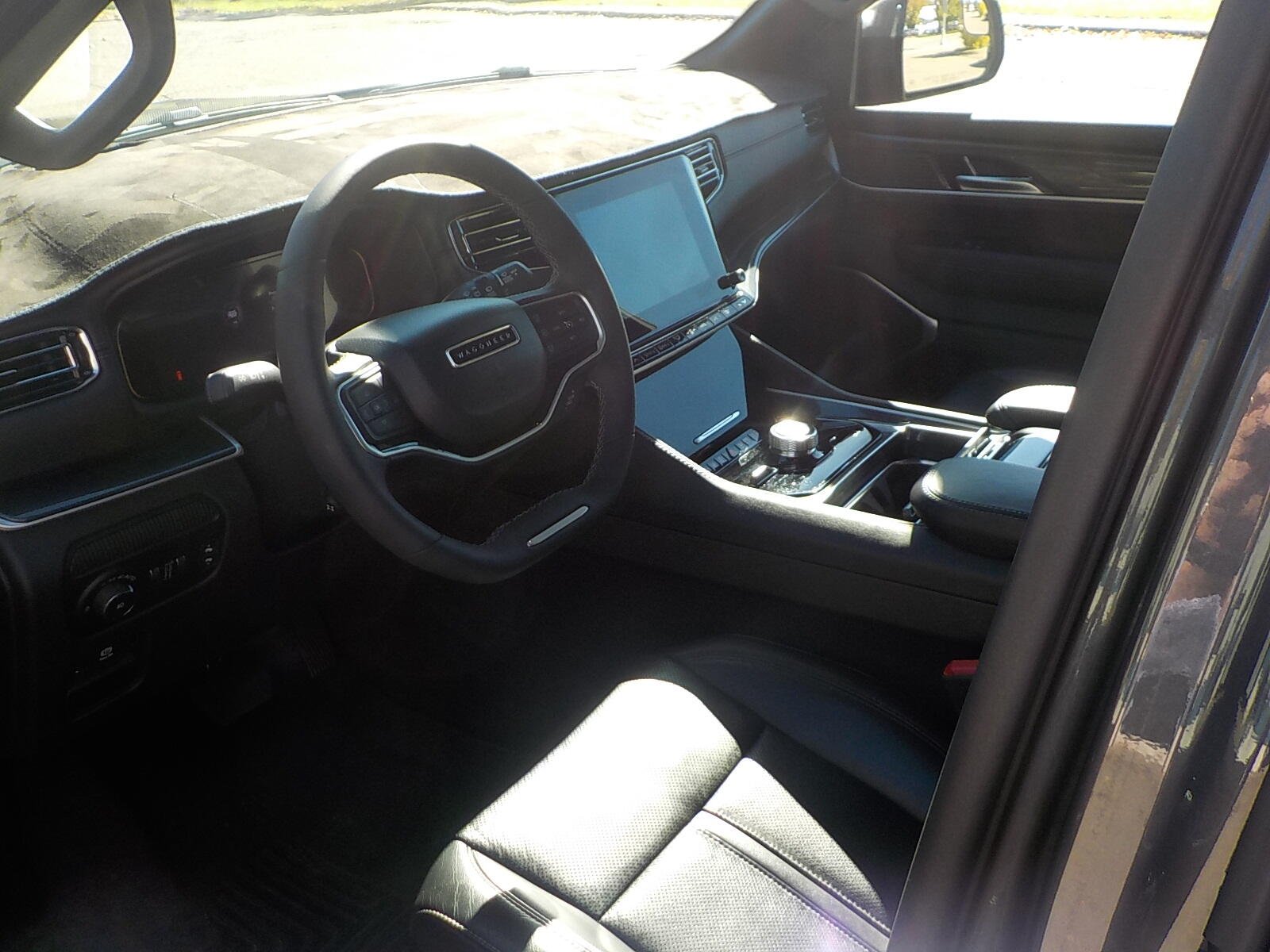 2022 Jeep Wagoneer Series I - Photo 8
