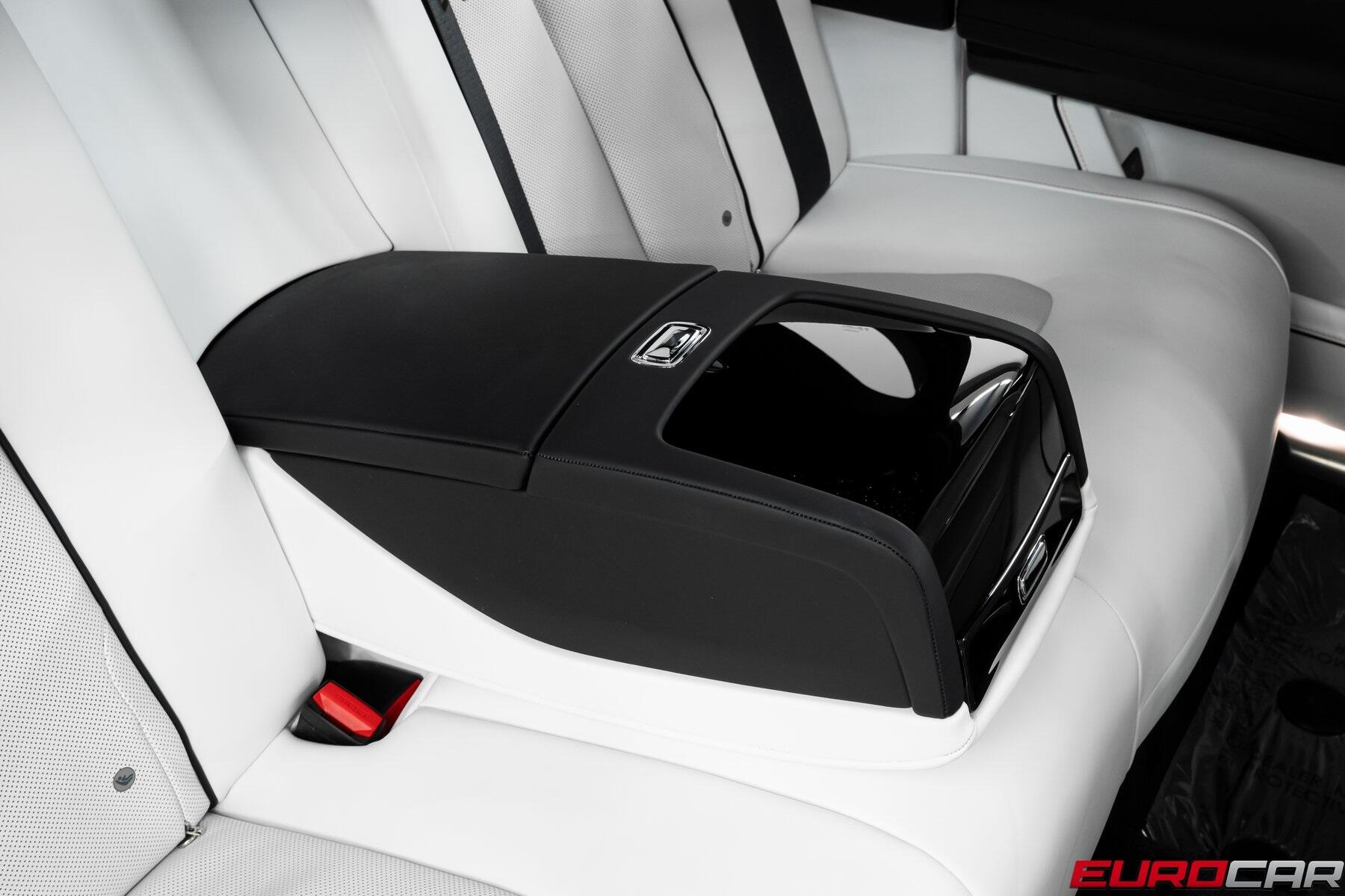 Used 2024 Rolls-Royce Ghost *STARLIGHT HEADLINER*Image 39