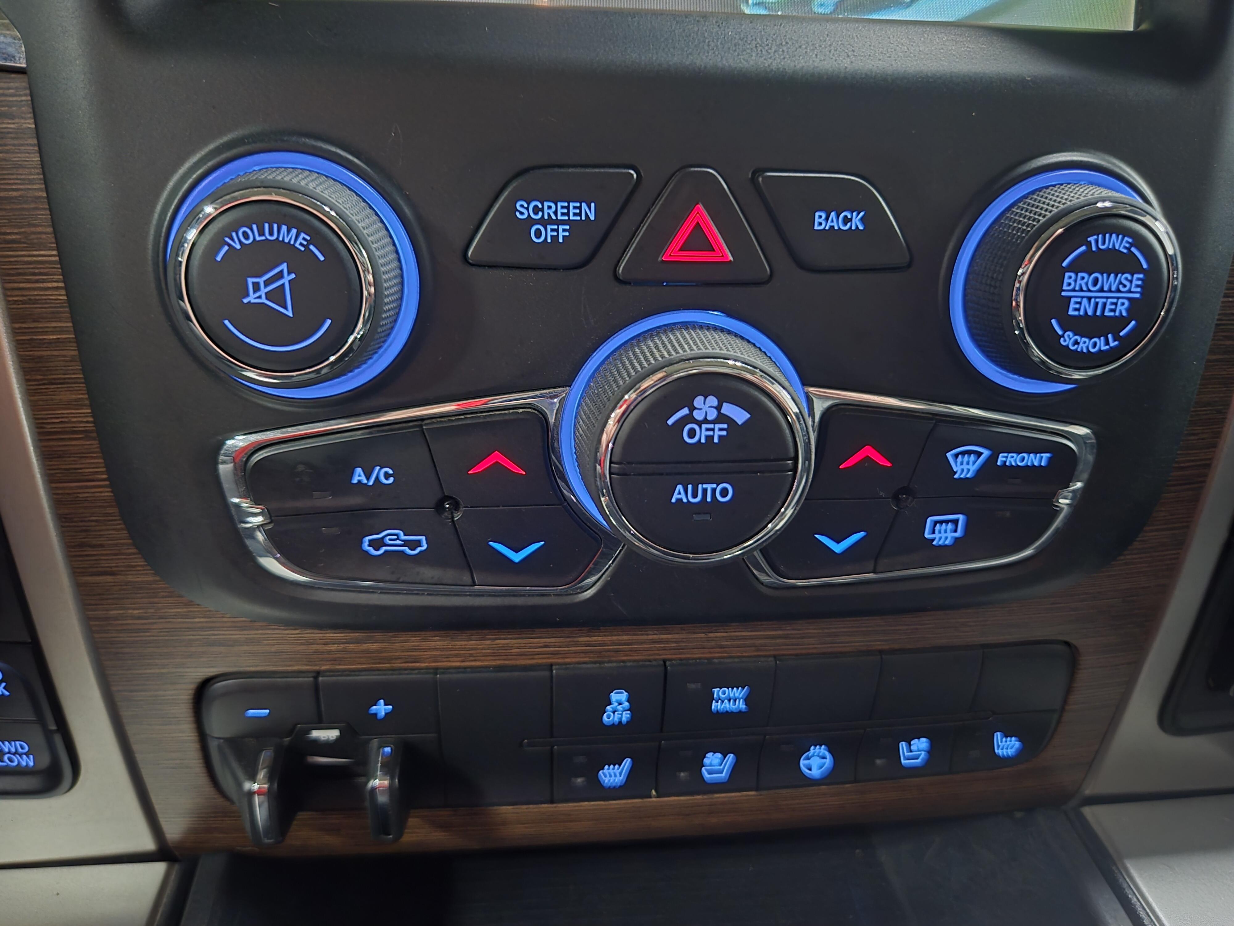Used 2017 RAM Ram 1500 Pickup Laramie with VIN 1C6RR7NT4HS518371 for sale in New Ulm, Minnesota