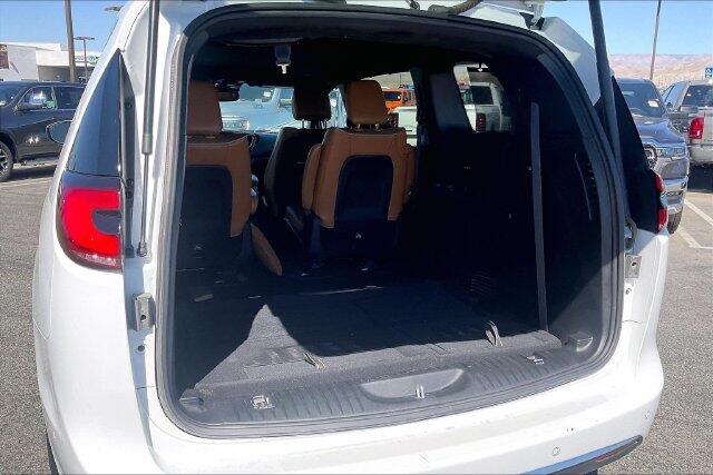 2023 Chrysler Pacifica Hybrid Pinnacle - Photo 34
