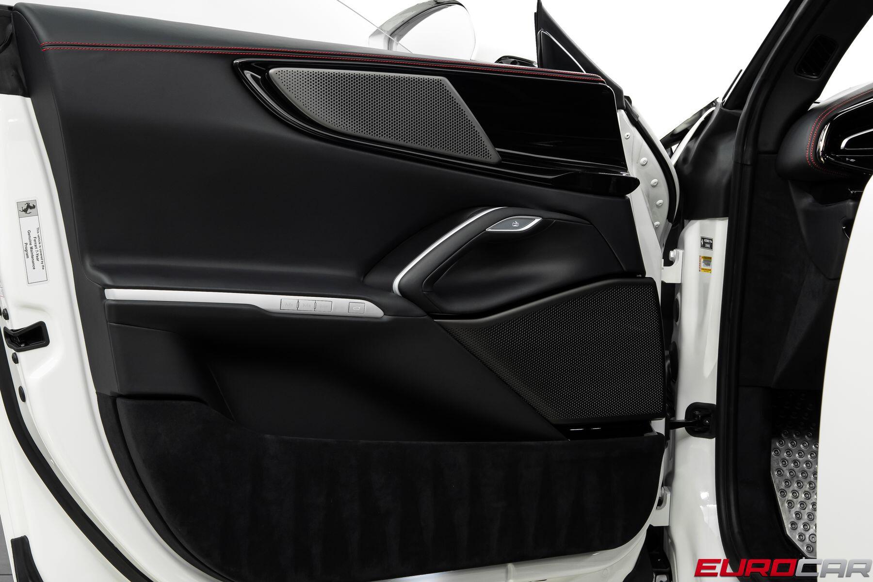2025 Ferrari Purosangue *HUGE CARBON EXTERIOR OPTIONS * PANORAMIC SUNROOF*Image 31