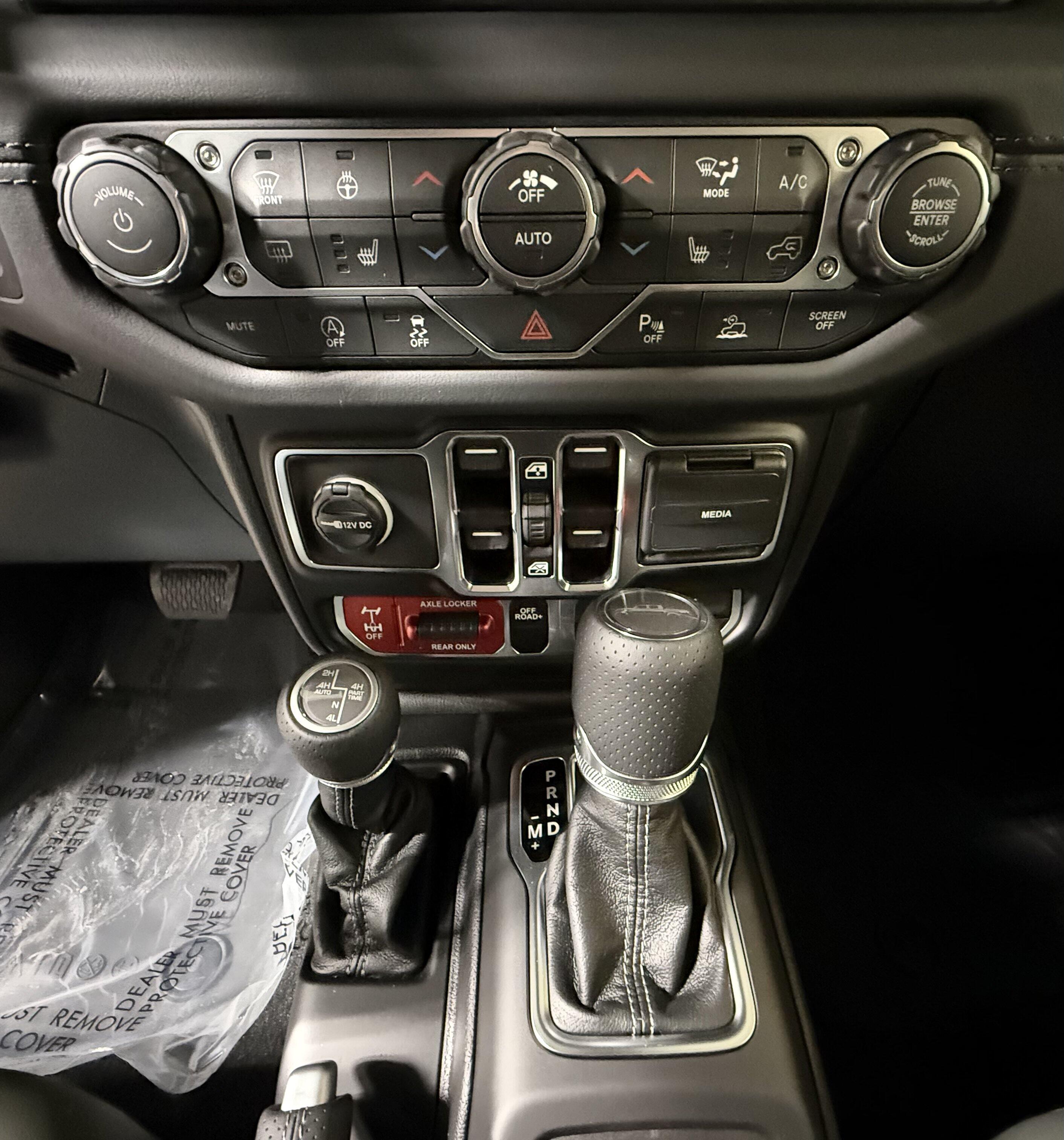 2026 Jeep Gladiator Mojave X - Photo 25
