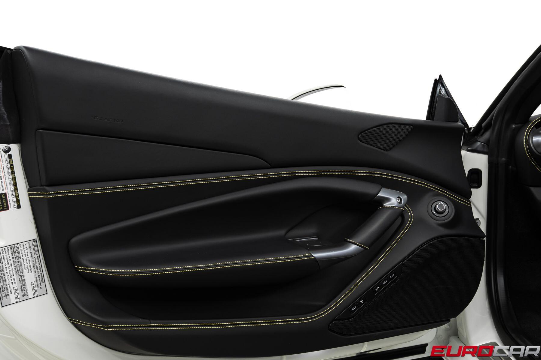 2022 Ferrari F8 Spider *CARBON STEERING WHEEL * FRONT LIFT*Image 28