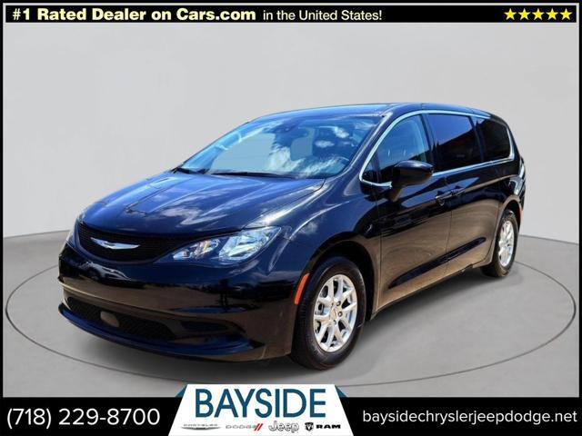 2023 Chrysler Voyager