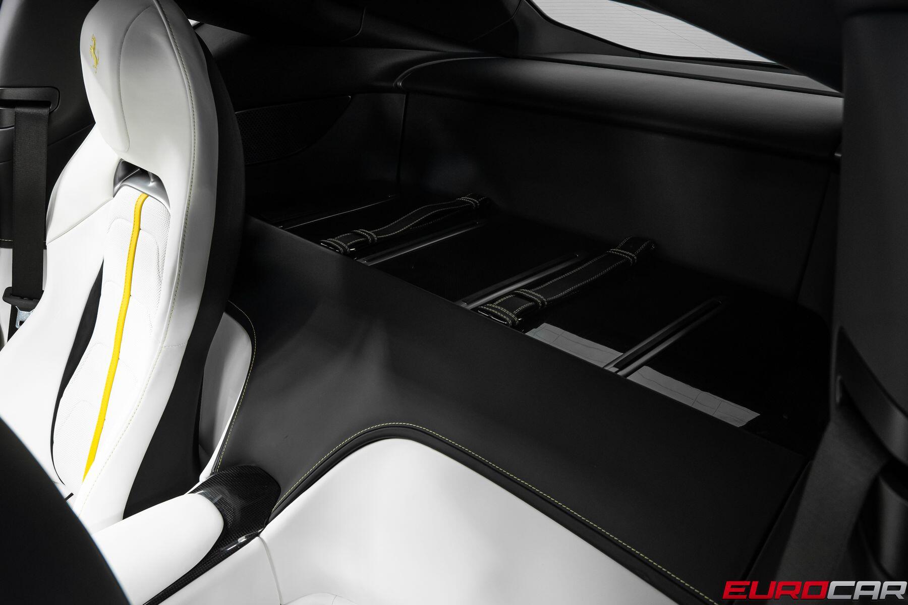 2025 Ferrari 12Cilindri *HUGE CARBON OPTIONS * AIRBRUSHED SHIELD*Image 44