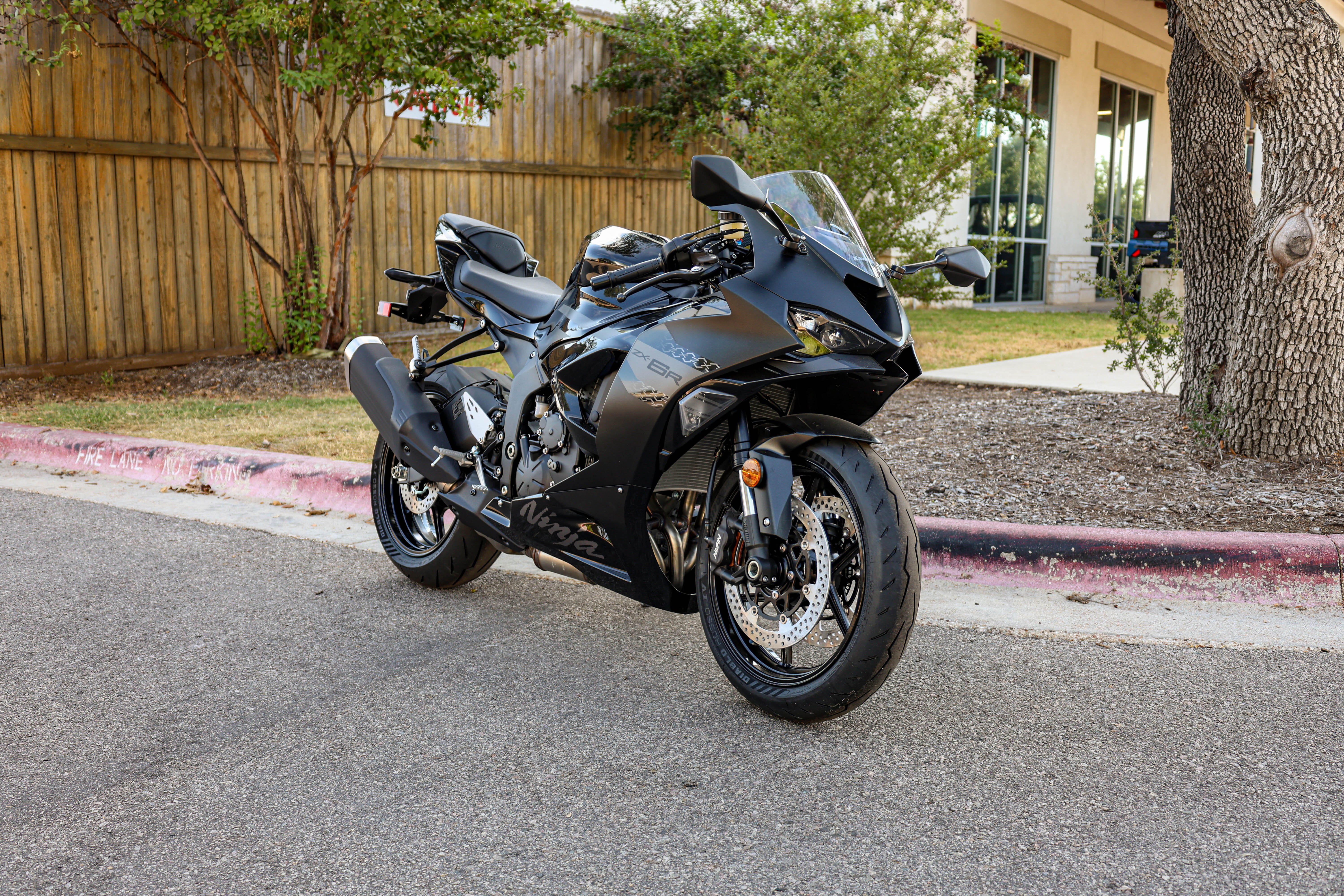 New 2027 KAWASAKI NINJA ZX 6R ABS | Family Powersports