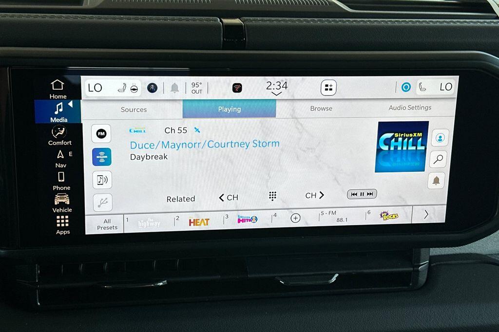 2025 Jeep Wrangler 4-Door Sahara - Photo 14