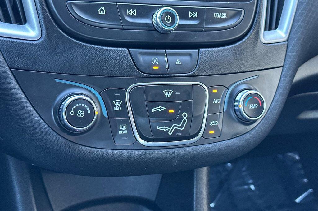2023 Chevrolet Malibu RS - Photo 19