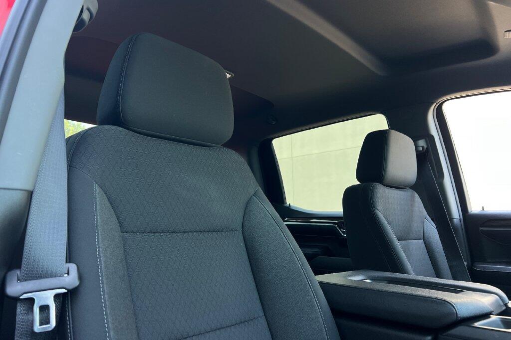 2024 Chevrolet Silverado 1500 RST - Photo 15