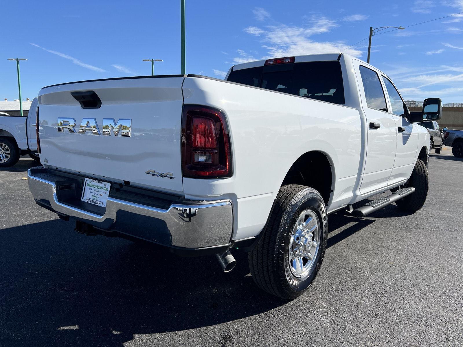2026 RAM 2500 Tradesman - Photo 6