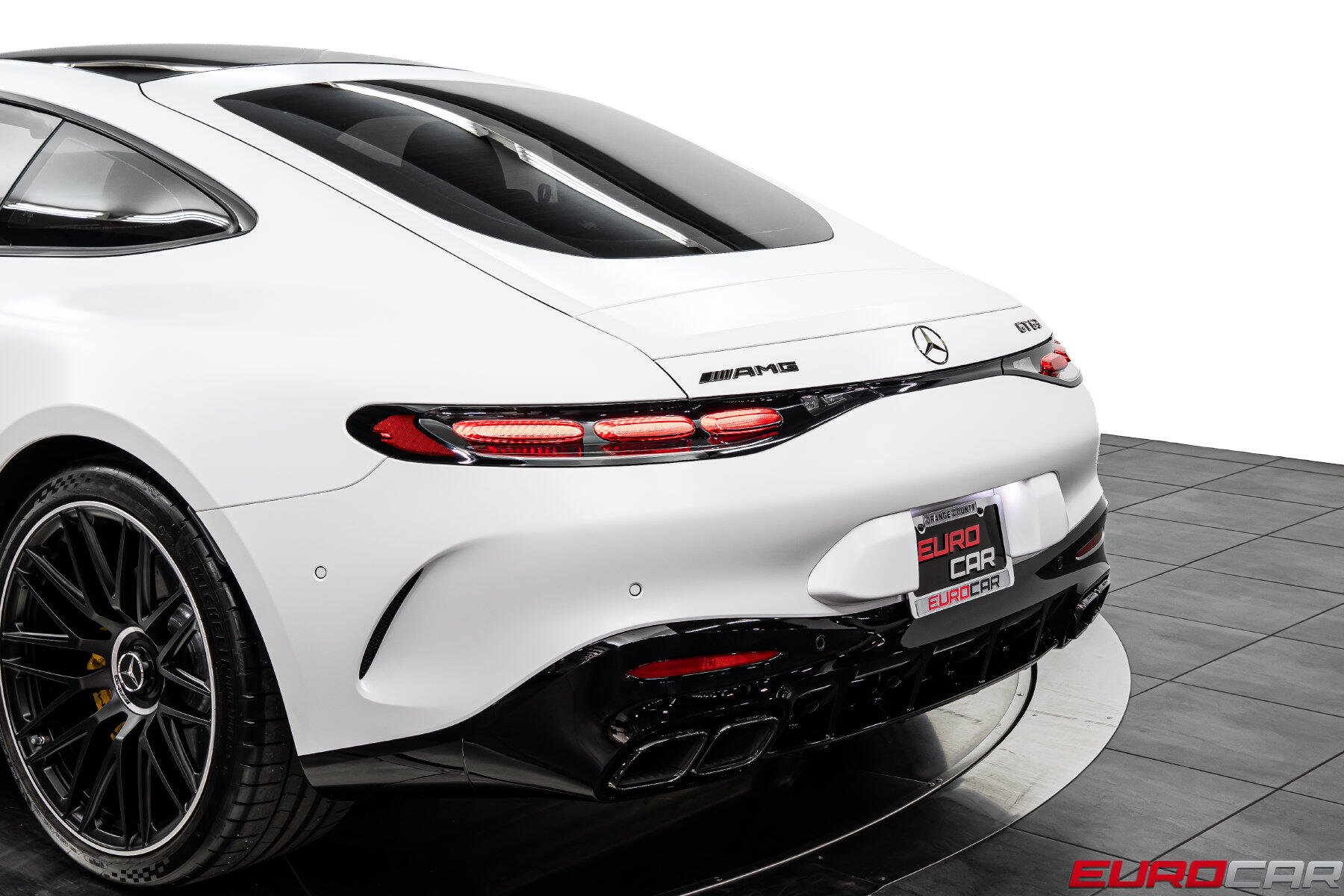2025 Mercedes-Benz AMG GT 63 *CARBON INTERIOR TRIM * FIXED PANORAMIC SUNROOF*Image 18