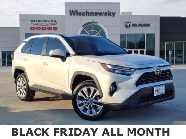 Used 2022 Toyota RAV4 XLE Premium with VIN 2T3C1RFV9NW211167 for sale in Huntsville, TX