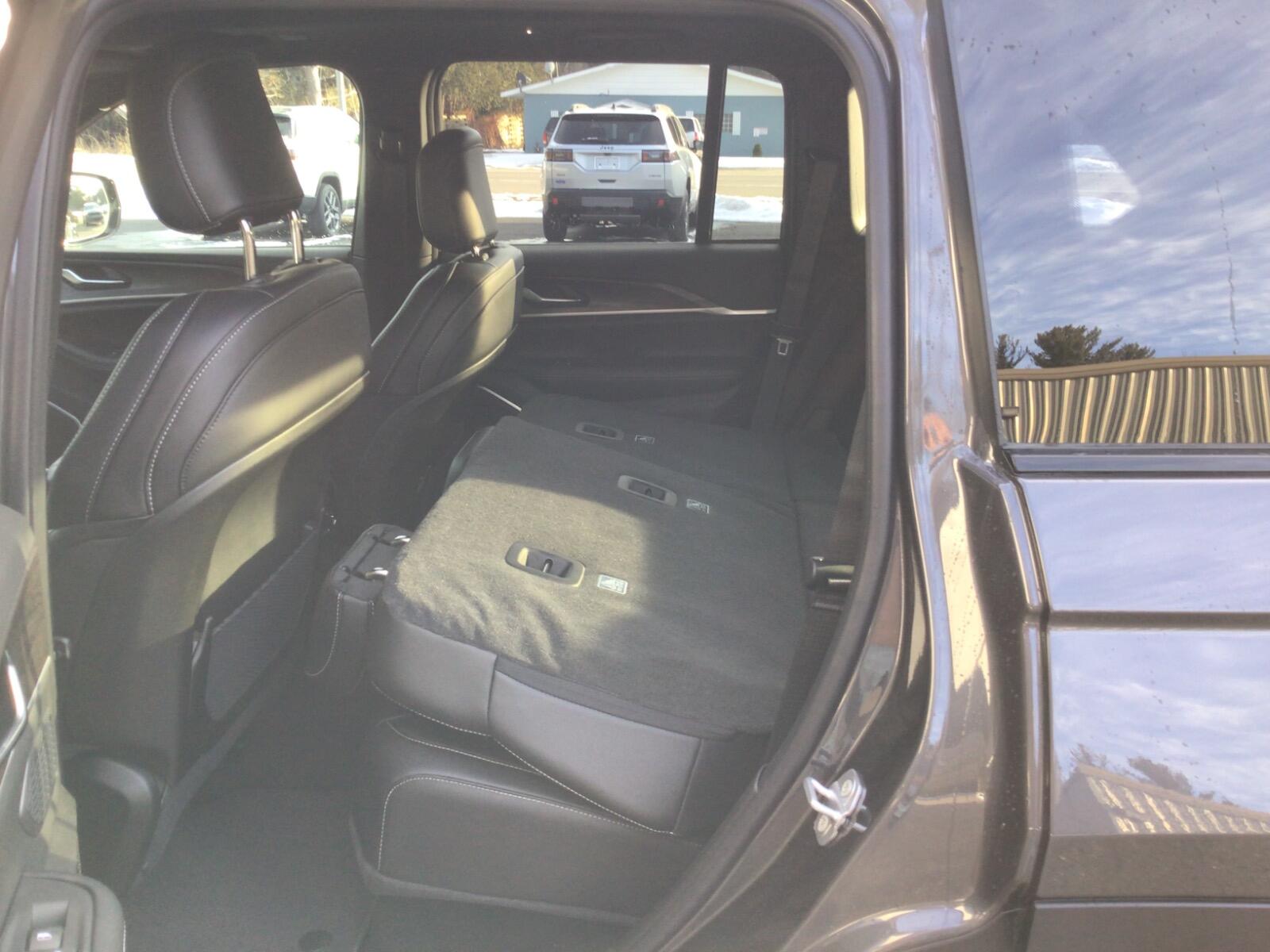 2026 Jeep Grand Cherokee Limited - Photo 17