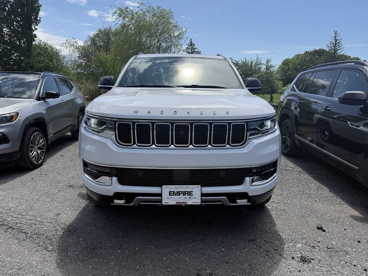 2025 Jeep Wagoneer Series III 4WD's photo