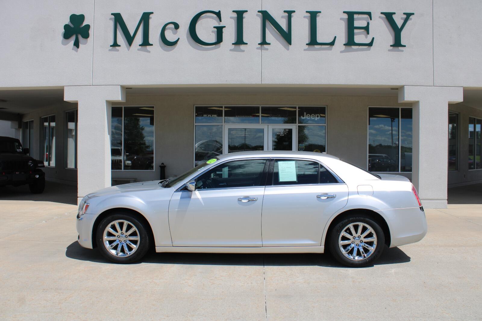 2012 Chrysler 300 Limited's photo