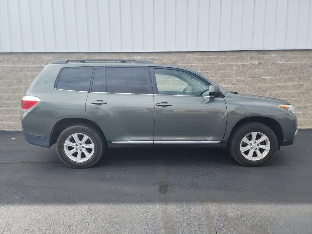 2013 Toyota Highlander Base