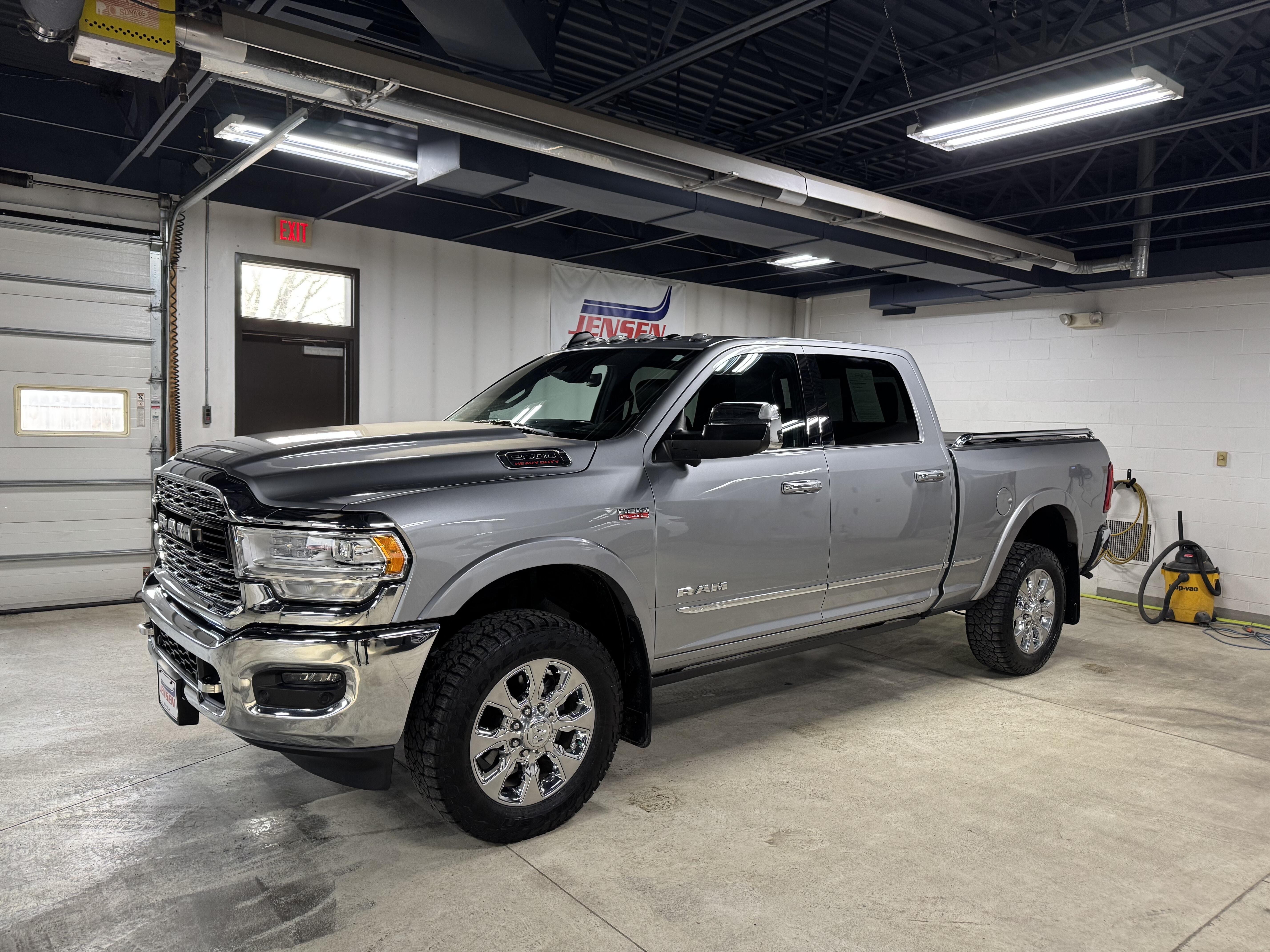 Used 2019 RAM Ram 2500 Pickup Laramie Limited with VIN 3C6UR5SJ0KG603479 for sale in New Ulm, Minnesota