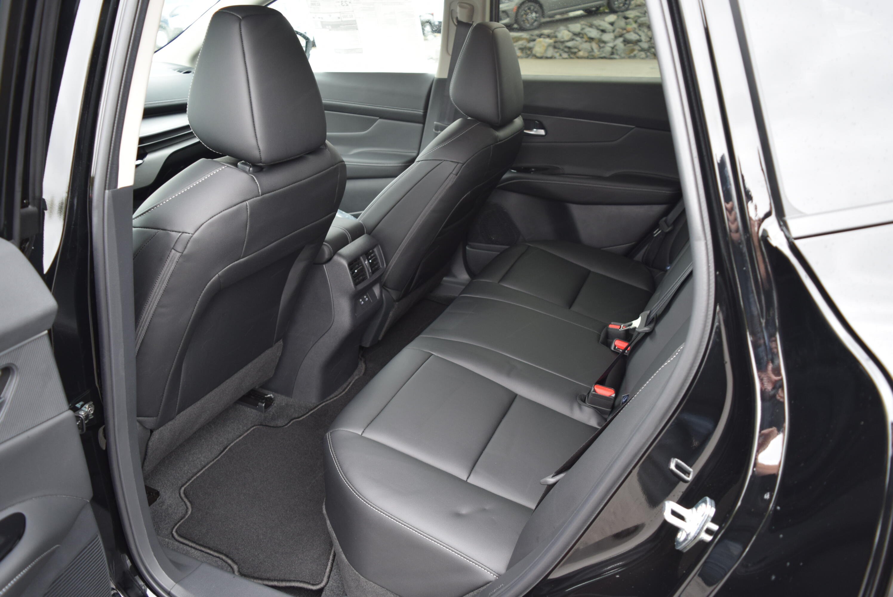 2026 Nissan Murano SV - Photo 11