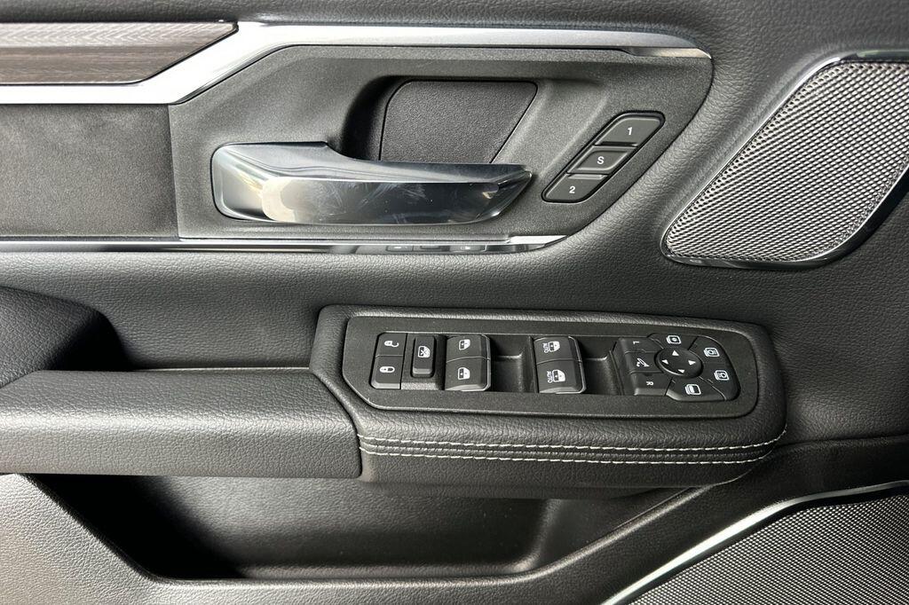 2026 RAM 1500 Laramie - Photo 11