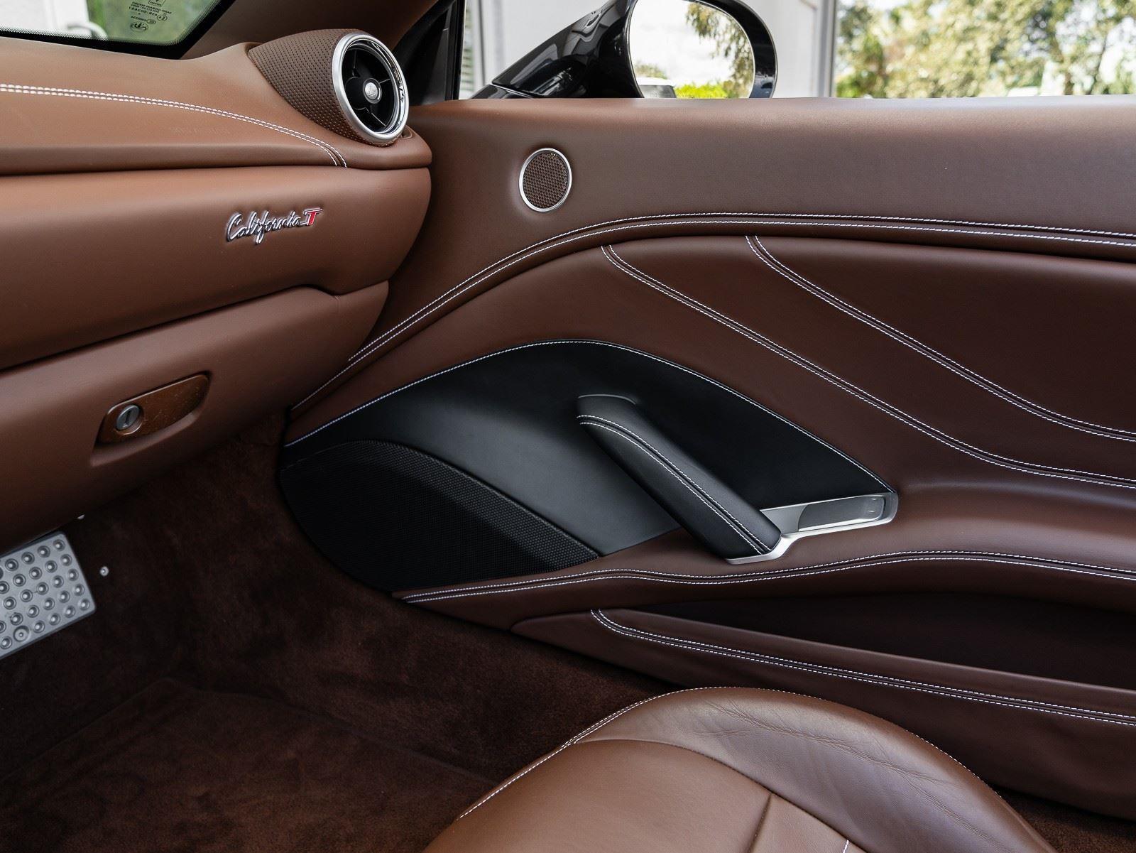 Used 2015 Ferrari California 