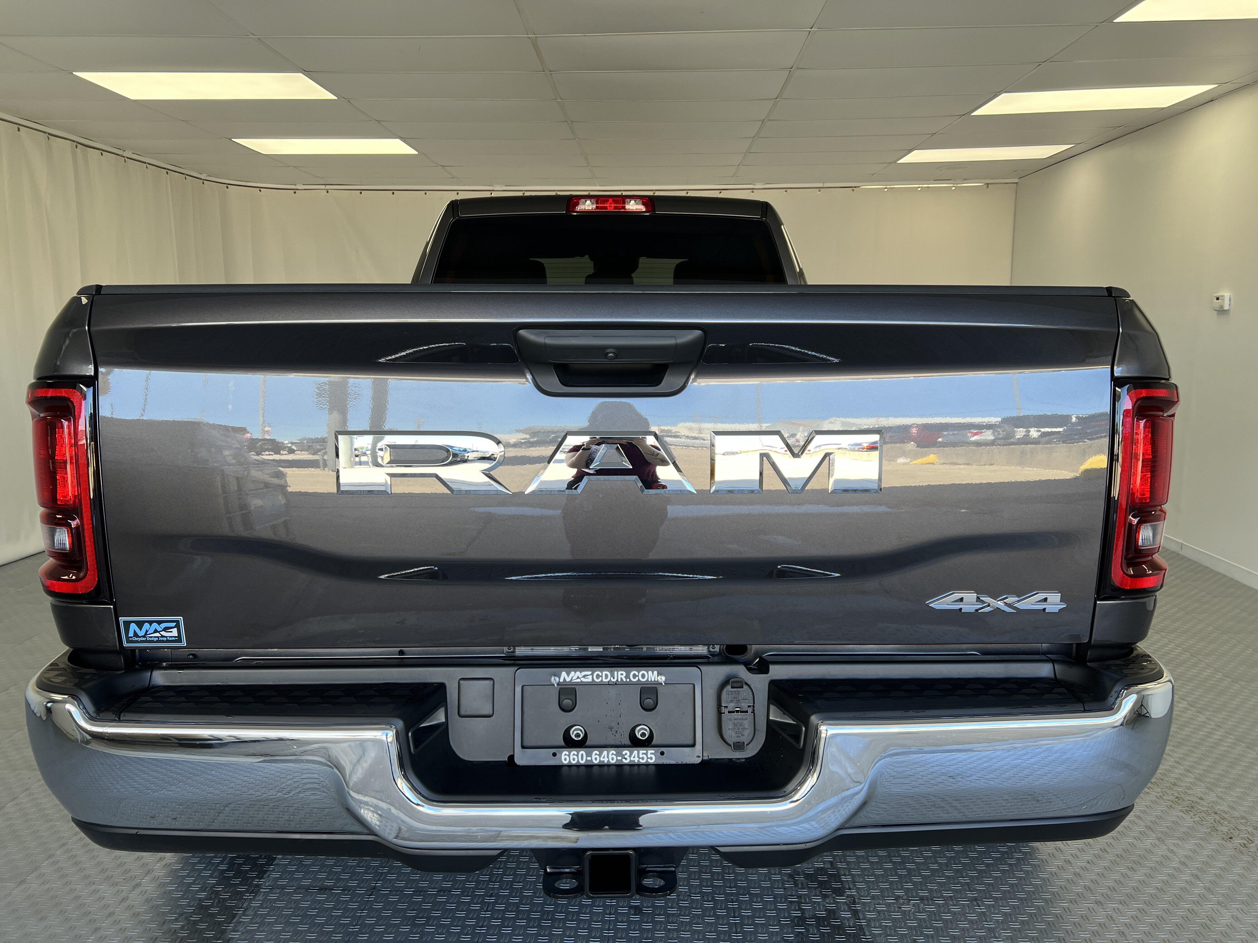 2027 RAM Ram 3500 Pickup Tradesman - Photo 6