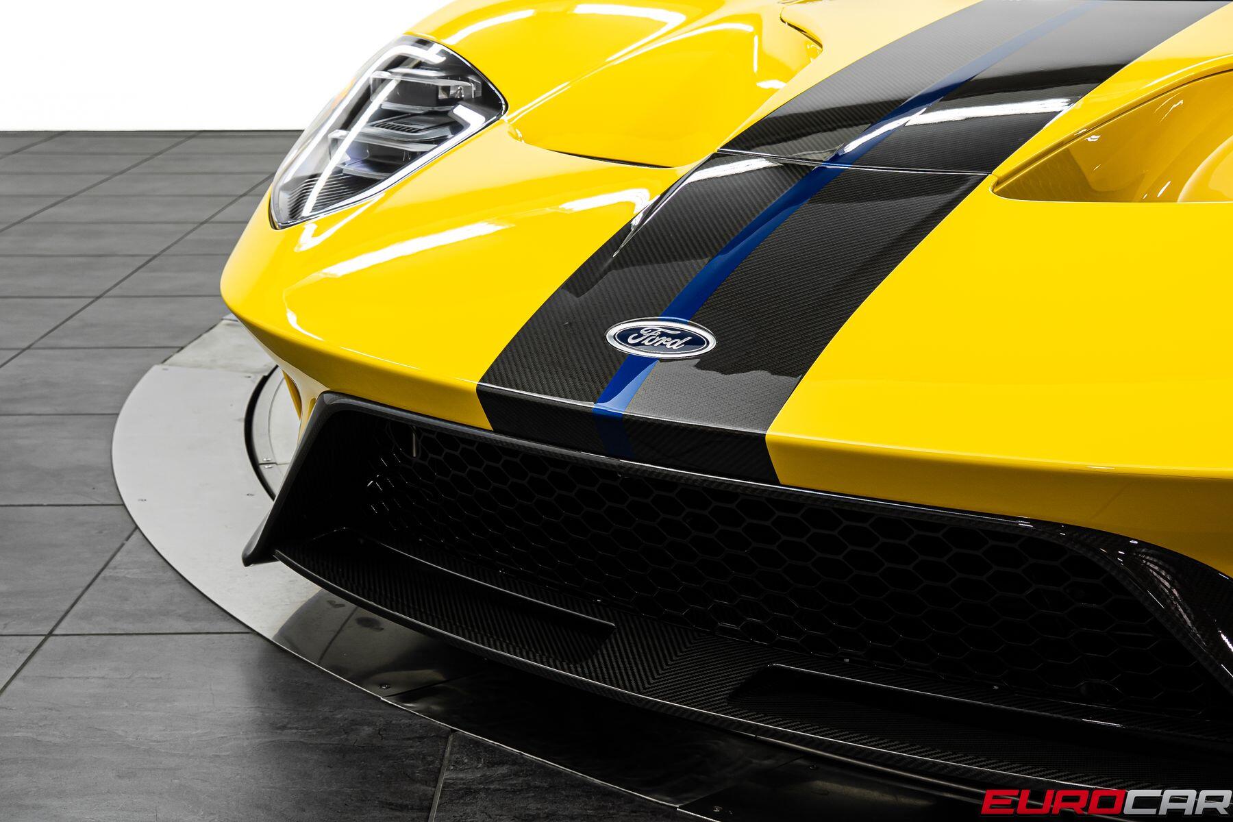 2020 Ford GT *ONLY 213 MILES * CARBON EXTERIOR PACK*Image 12