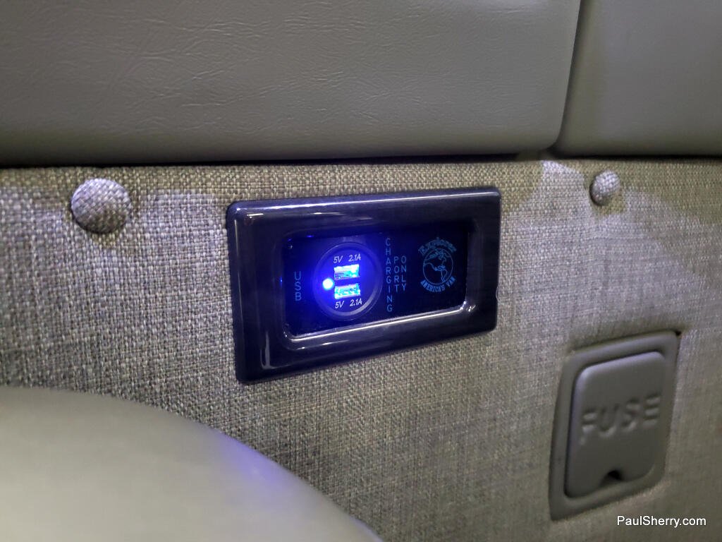 2023 Chevrolet Express Cargo Work Van - Photo 29