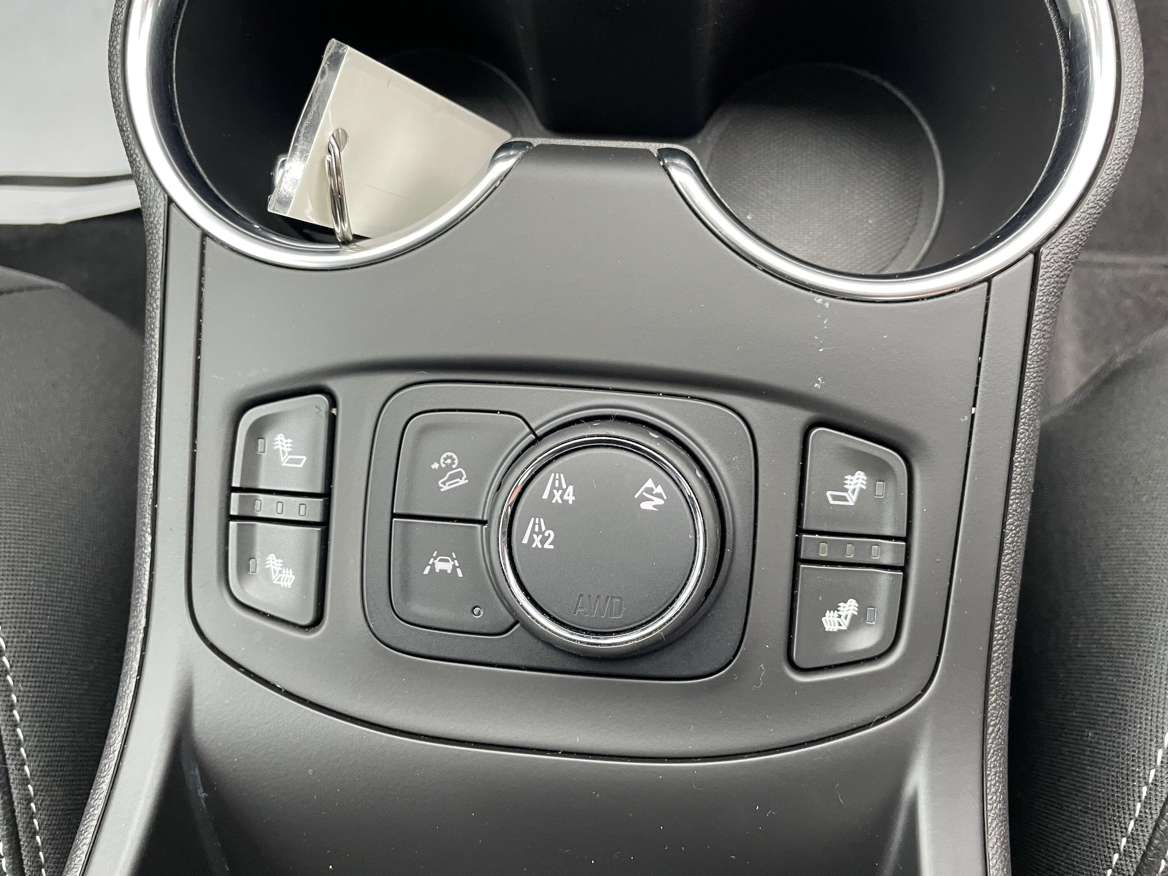 2024 GMC Terrain SLT - Photo 22