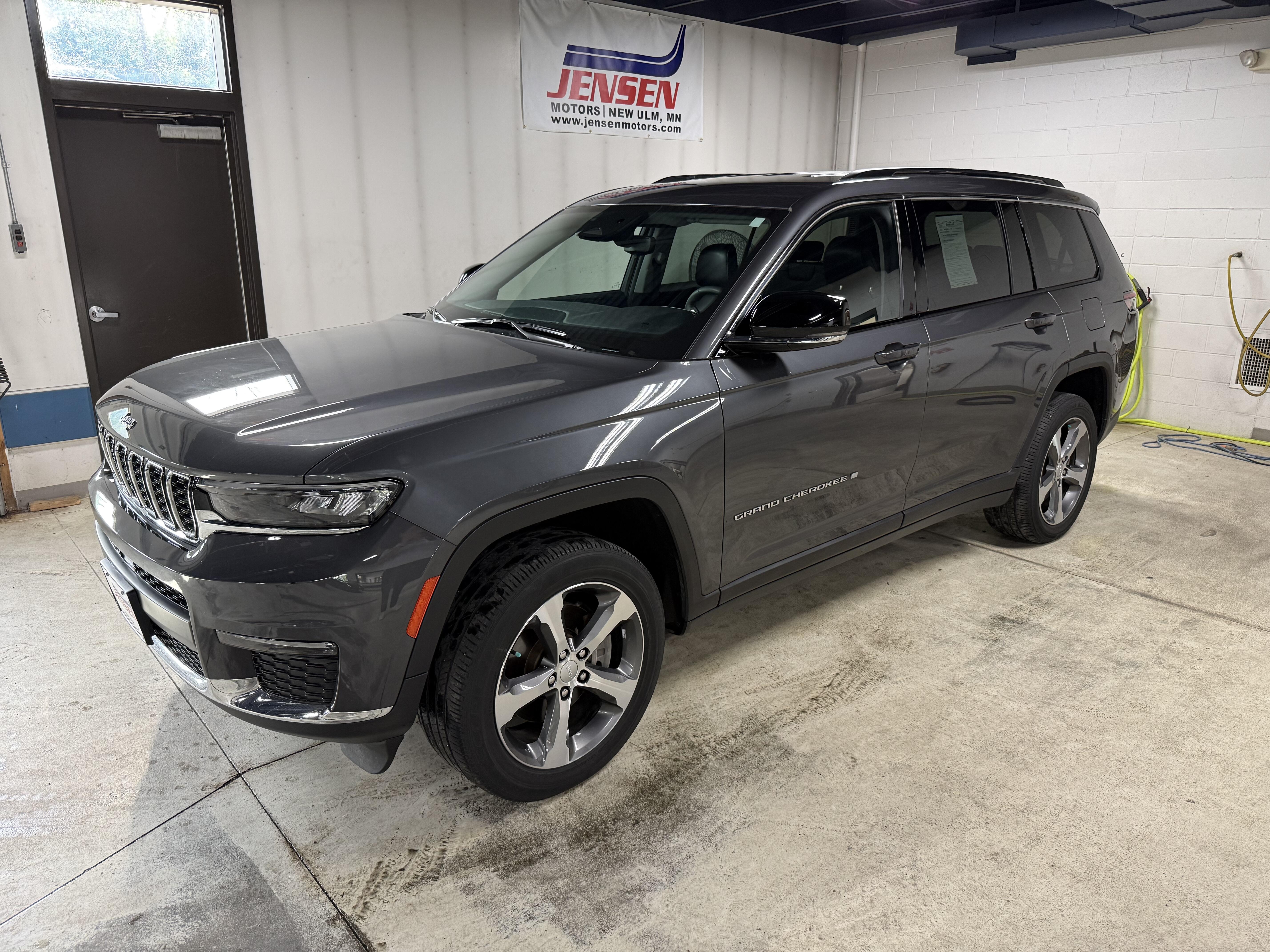 Used 2023 Jeep Grand Cherokee L Limited with VIN 1C4RJKBG1P8744289 for sale in New Ulm, Minnesota
