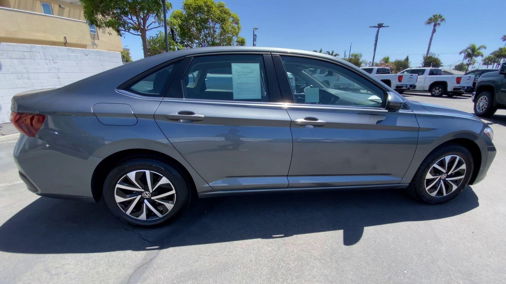 2024 Volkswagen Jetta S - Photo 10