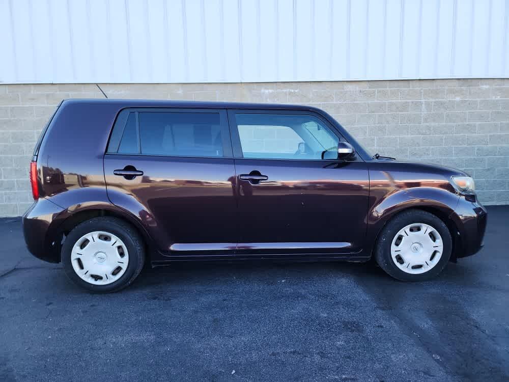 Used 2009 Scion xB Base with VIN JTLKE50E991065718 for sale in Wilmington, OH