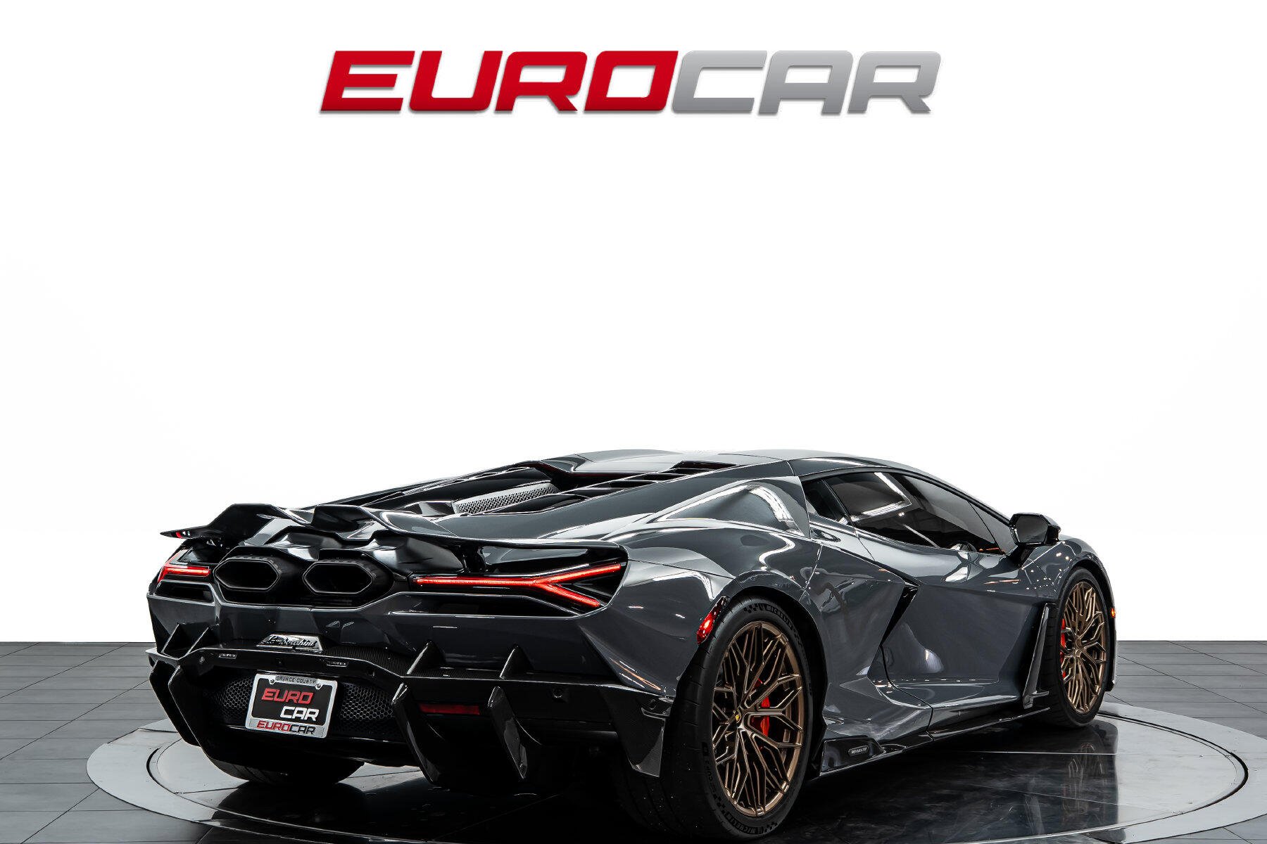 2025 Lamborghini Revuelto *HUGE CARBON OPTIONS * PASSENGER DISPLAY*Image 5