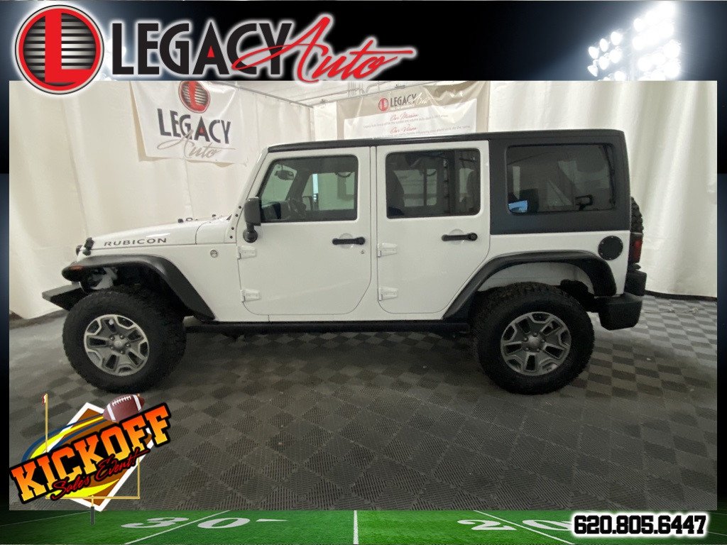 Used 2017 Jeep Wrangler Unlimited Rubicon with VIN 1C4BJWFG6HL638115 for sale in Garden City, KS