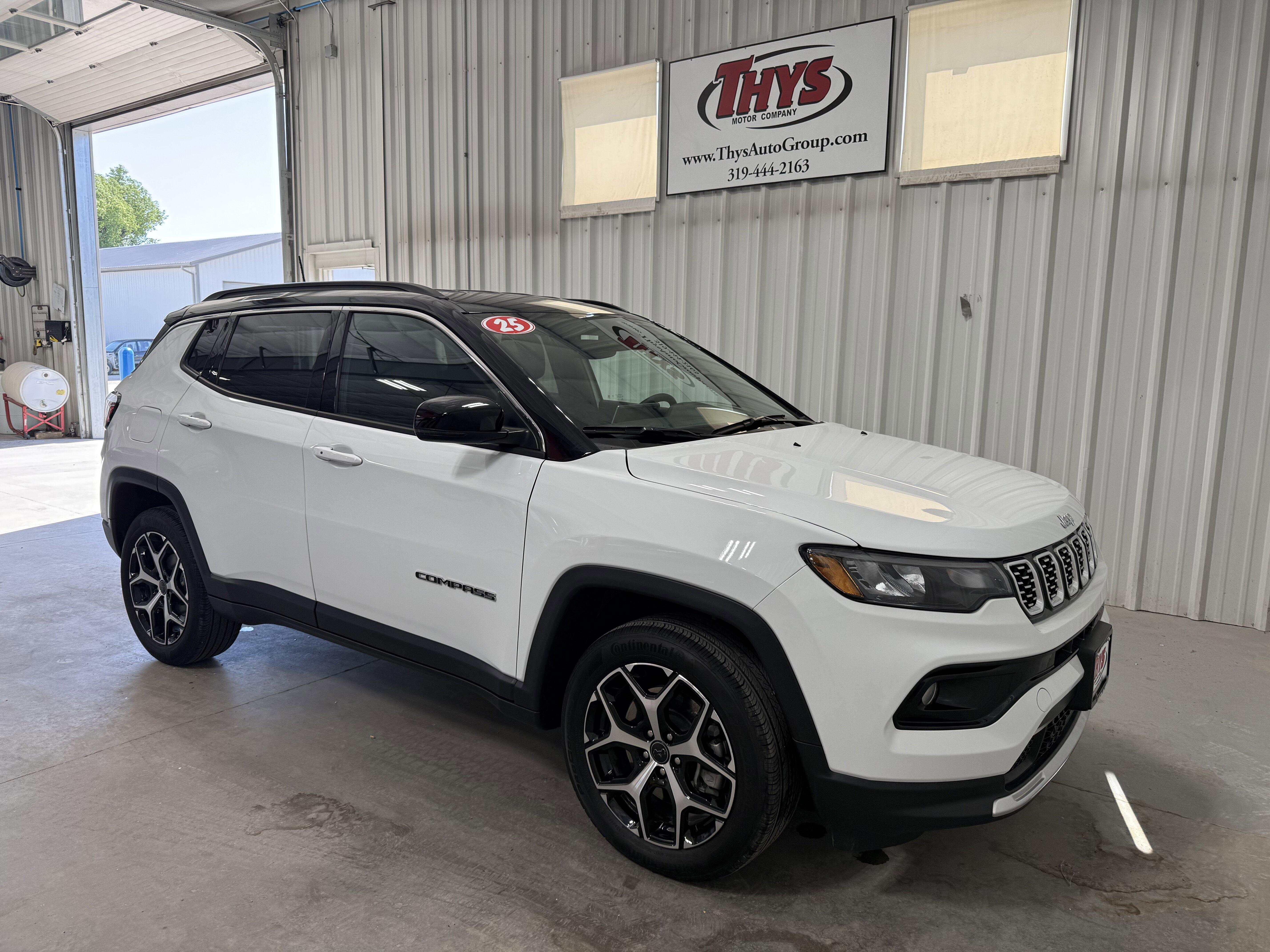 2025 Jeep Compass Limited 4X4's photo