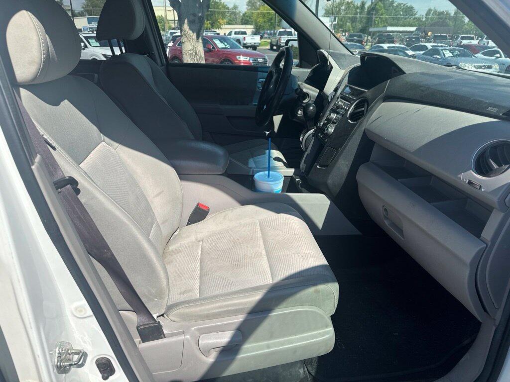 2013 Honda Pilot LX - Photo 16
