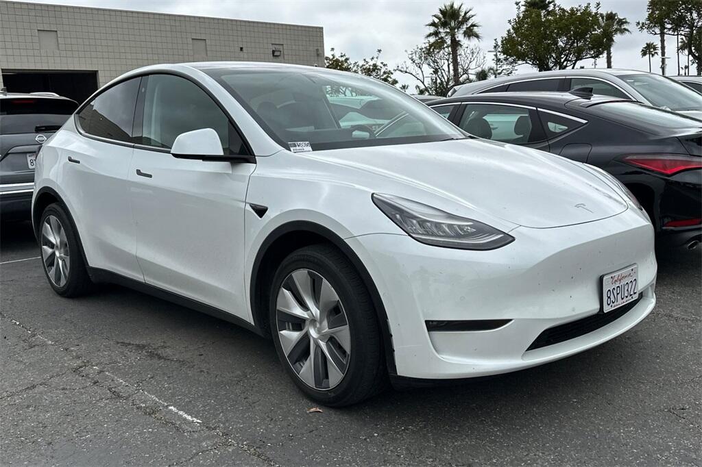 Used 2020 Tesla Model Y Long Range with VIN 5YJYGDEEXLF050307 for sale in Ventura, CA
