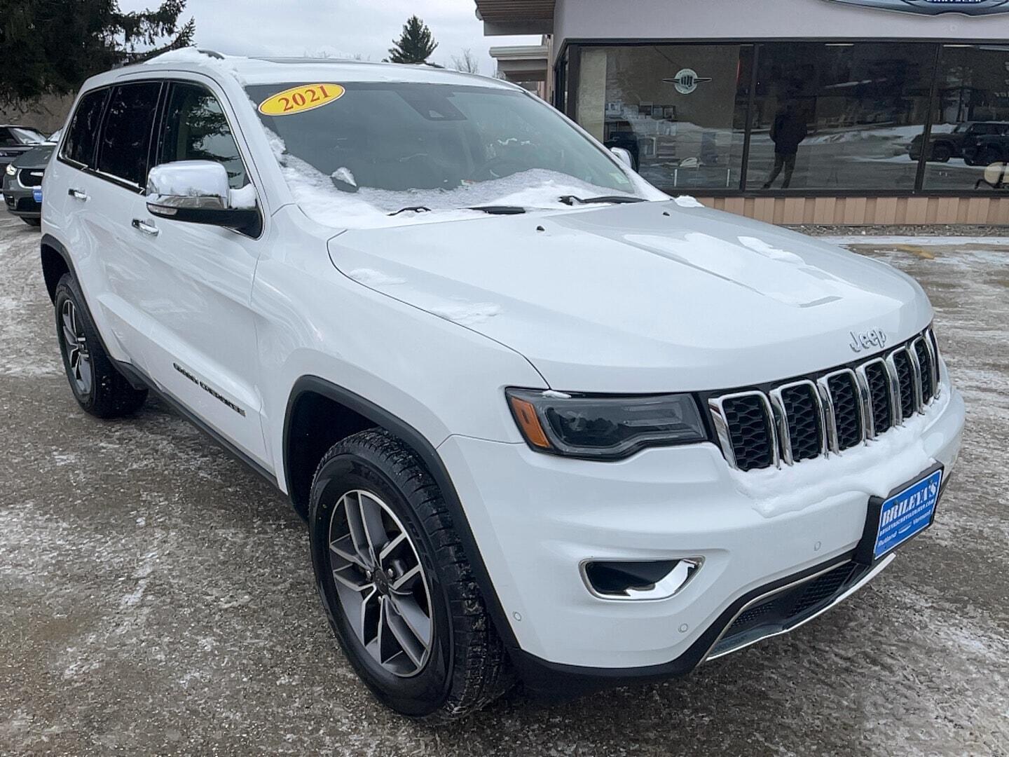 View vehicle photo 3