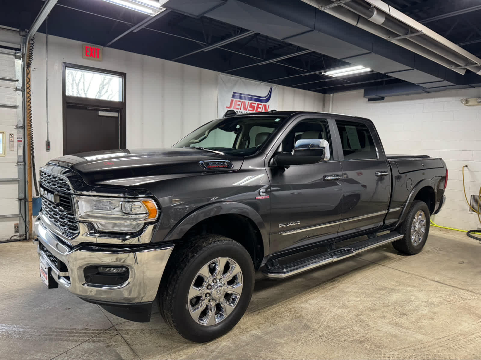 Used 2022 RAM Ram 3500 Pickup Limited with VIN 3C63R3SL7NG268520 for sale in New Ulm, Minnesota